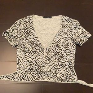 BRANDY MELVILLE, ONE SIZE, BLACK AND WHITE